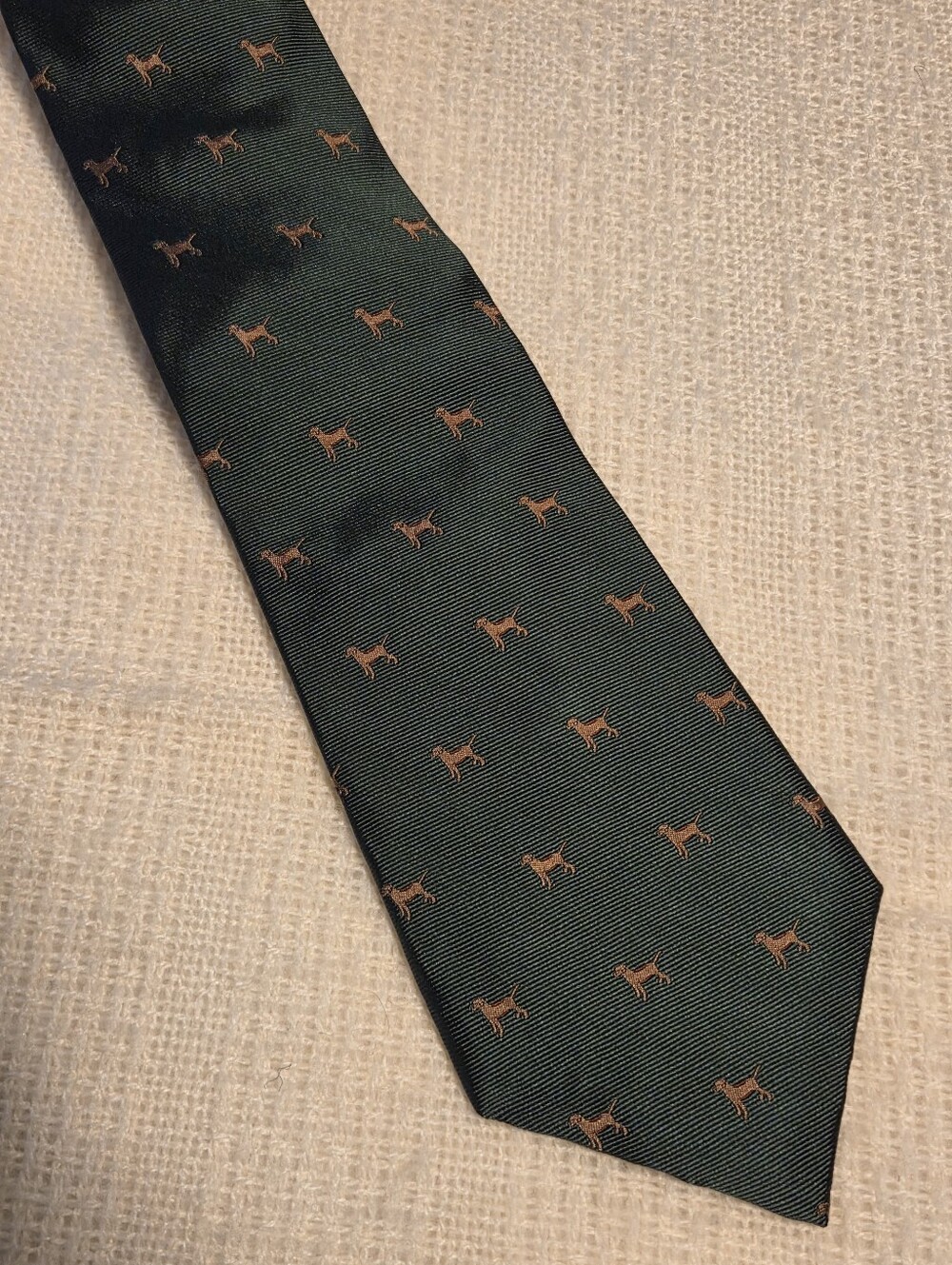 Vineyard Vines Silk Tie Green Dog Mens 100% Silk Made in USA Novelty Twill